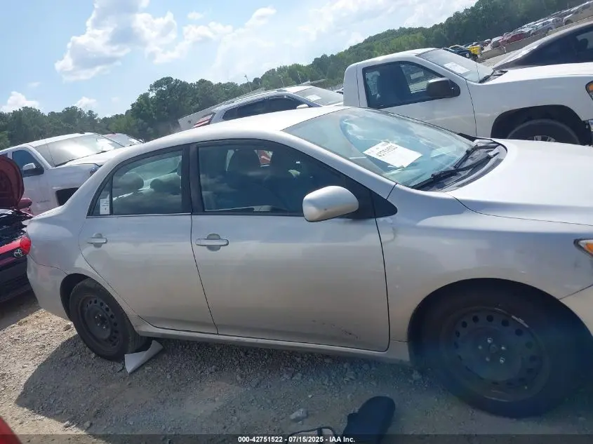 2013 TOYOTA COROLLA LE