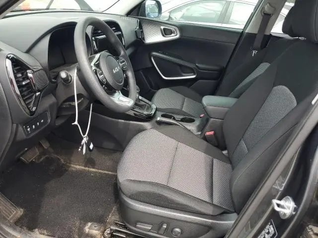 2023 KIA SOUL LX  