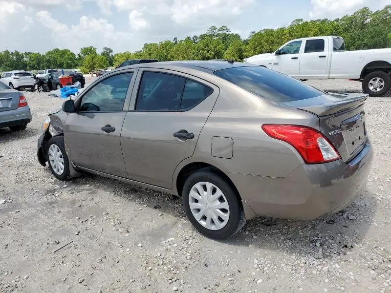2013 NISSAN VERSA S  