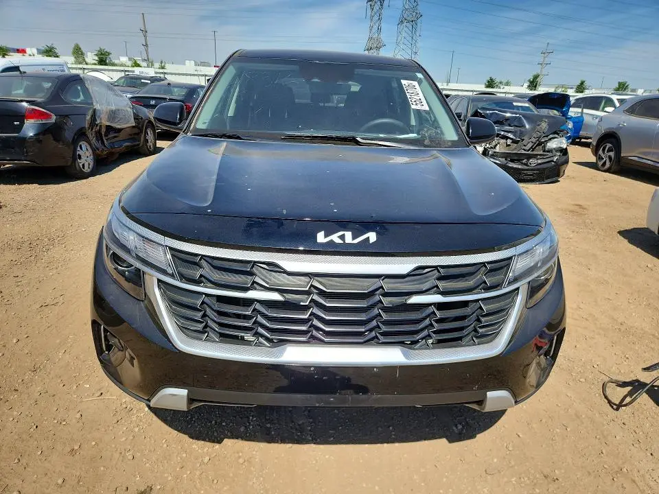 2024 KIA SELTOS LX  