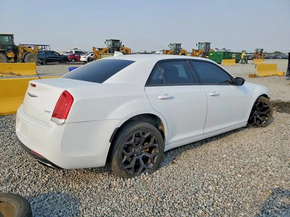 2019 CHRYSLER 300 TOURING  