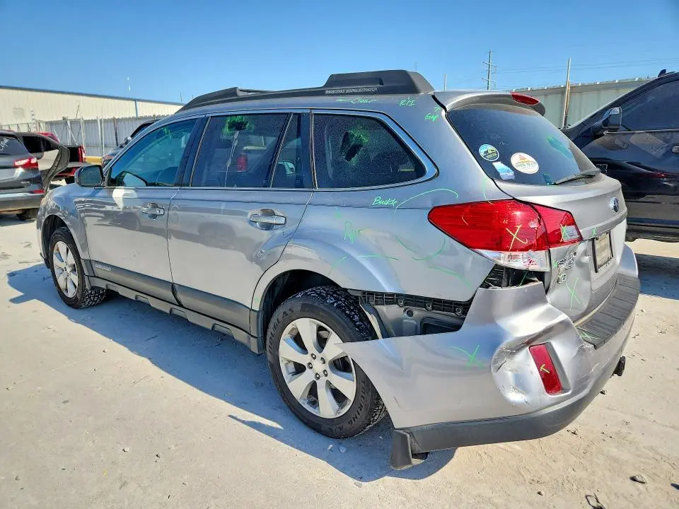 2011 SUBARU OUTBACK 2.5I PREMIUM  