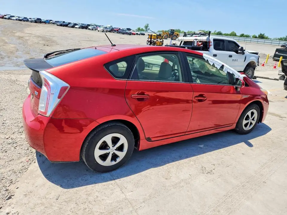 2013 TOYOTA PRIUS TWO  