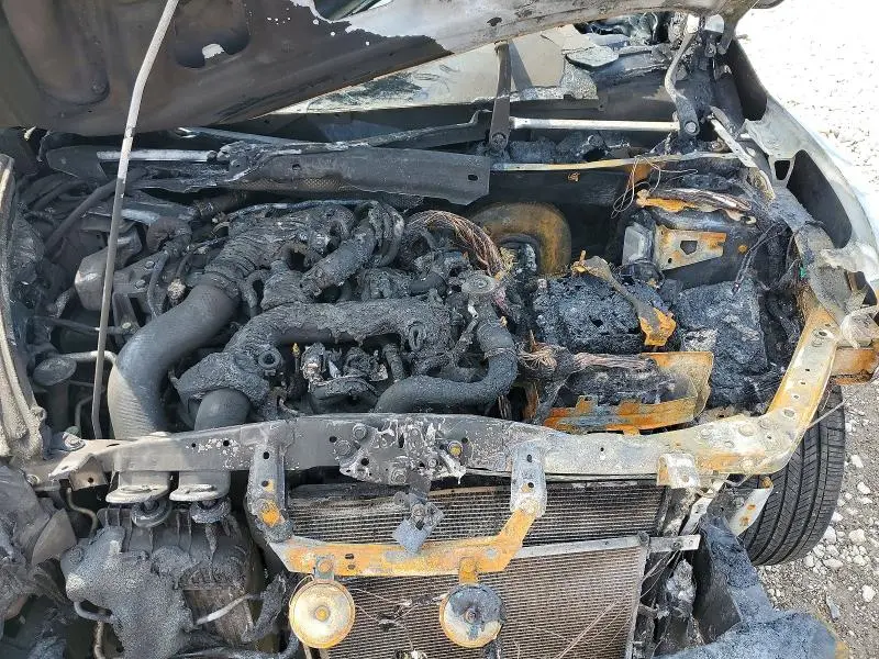 2014 NISSAN JUKE SV  