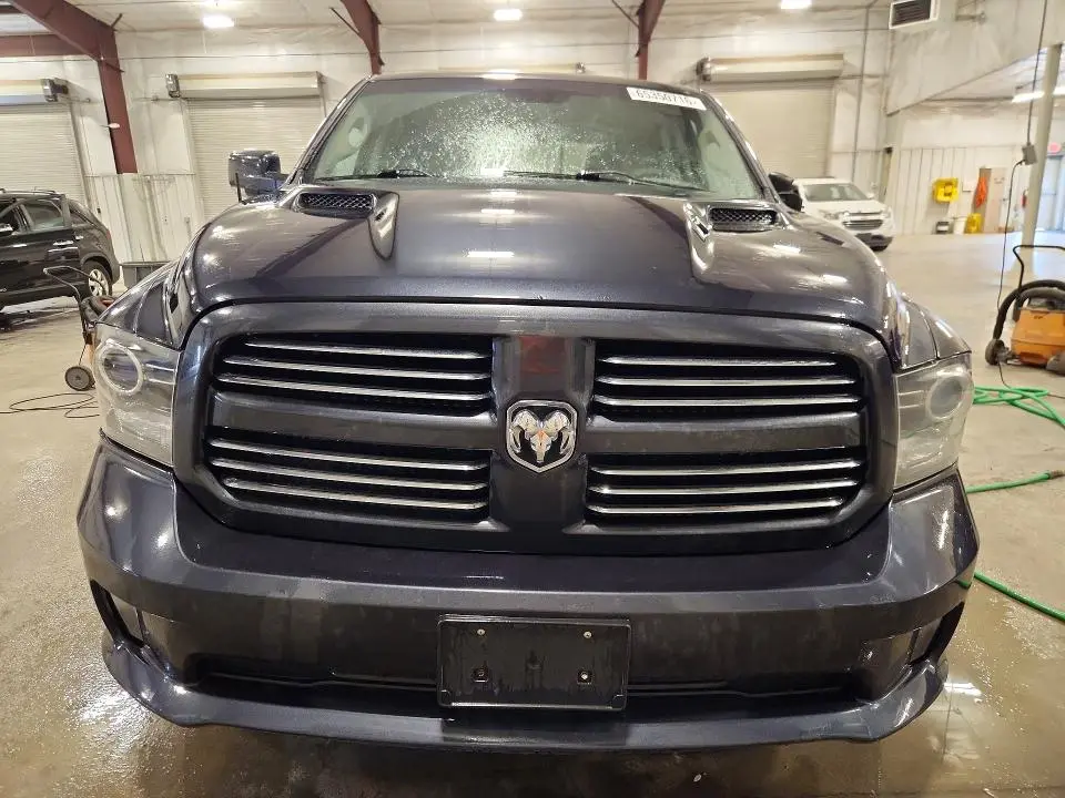 2013 RAM 1500 SPORT  