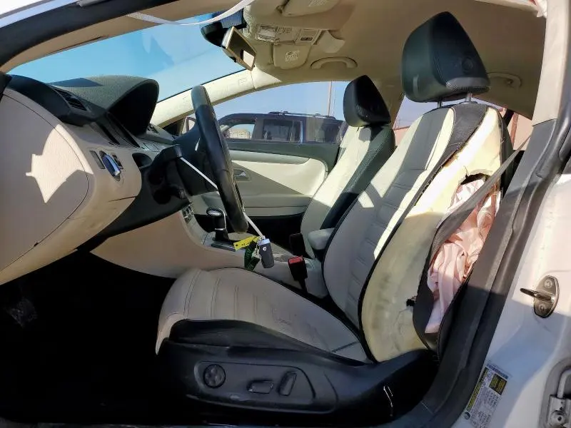 2011 VOLKSWAGEN CC SPORT  