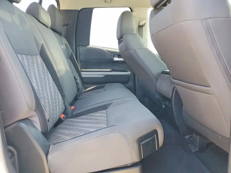 2019 TOYOTA TUNDRA SR5  