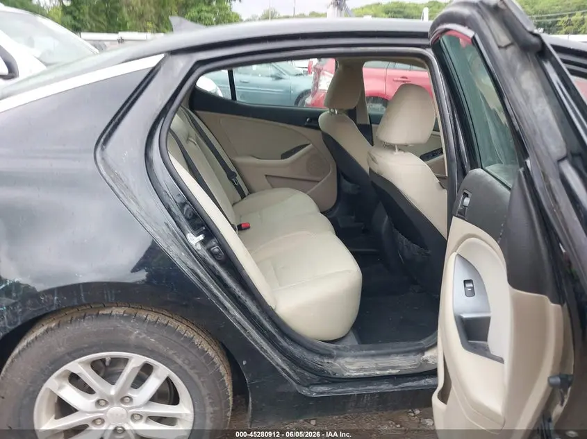 2013 KIA OPTIMA LX