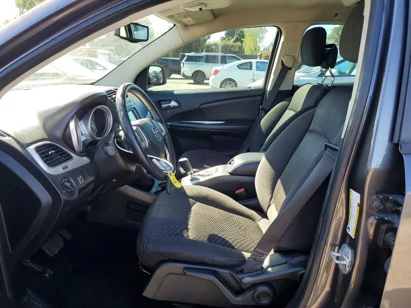 2015 DODGE JOURNEY SE  