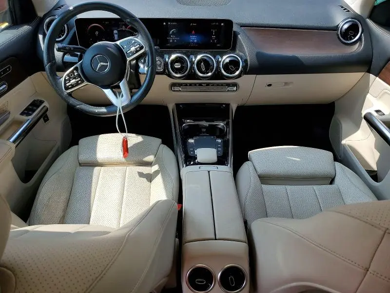 2021 MERCEDES-BENZ GLA 250 4MATIC  