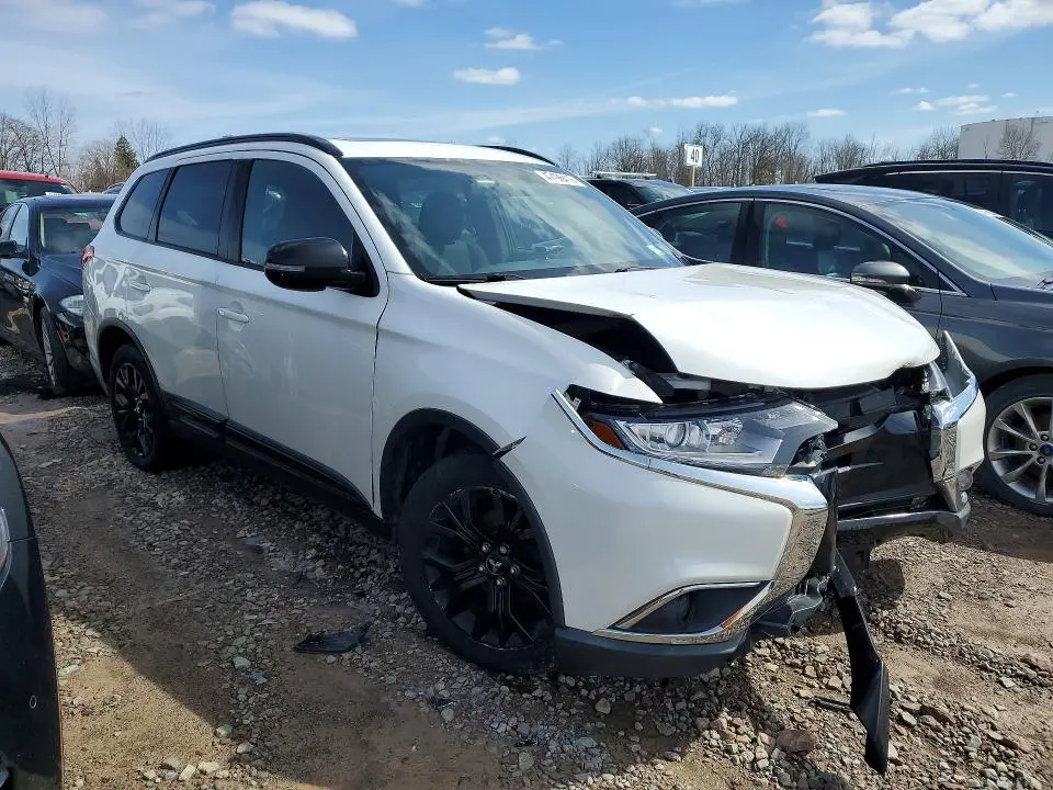 2018 MITSUBISHI OUTLANDER SE  