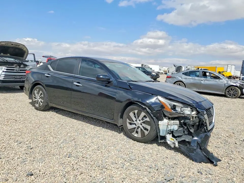 2020 NISSAN ALTIMA S  