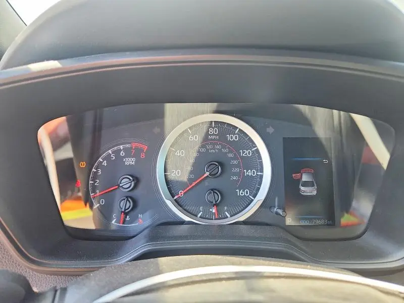 2021 TOYOTA COROLLA SE  