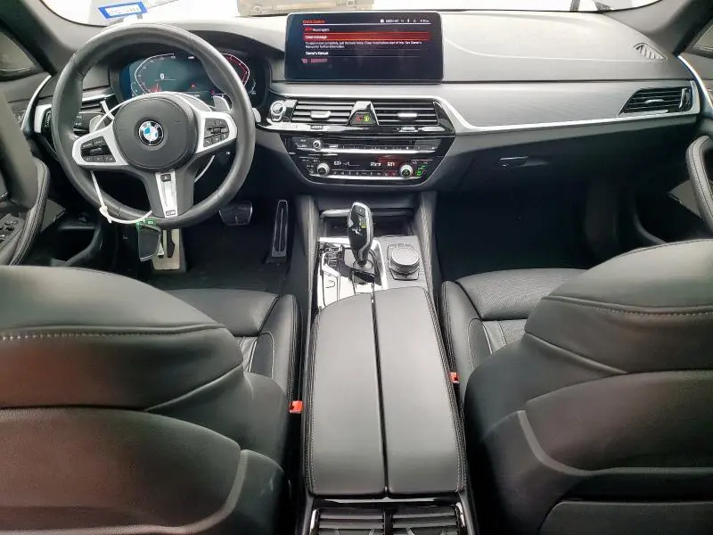 2021 BMW 530 XI  