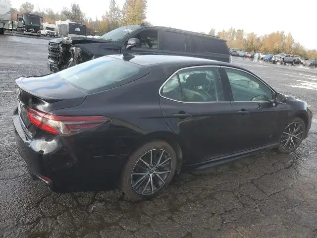 2021 TOYOTA CAMRY   