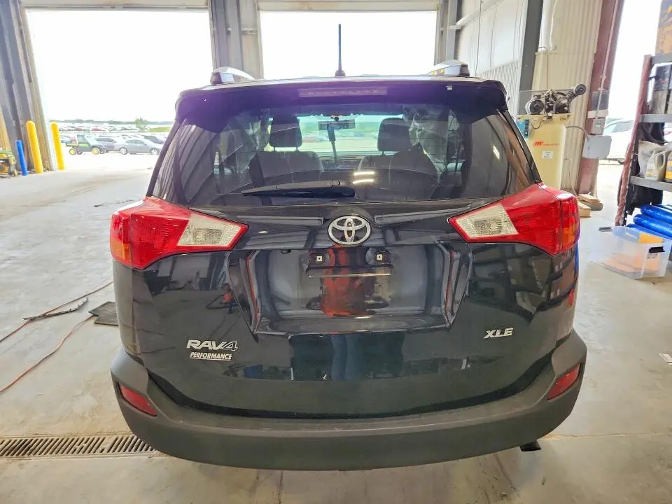 2013 TOYOTA RAV4 XLE  
