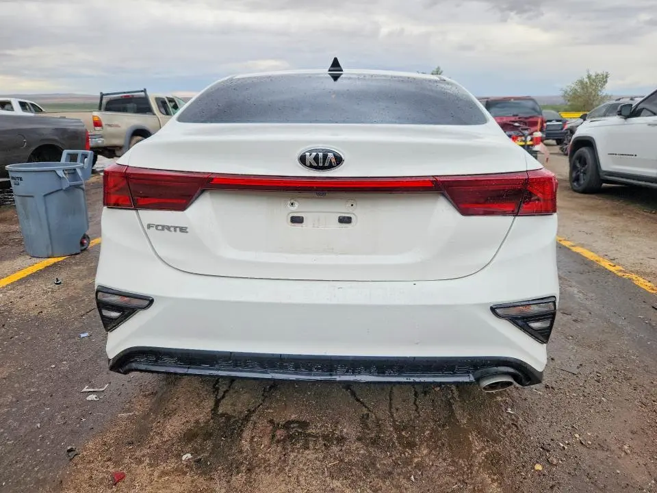 2019 KIA FORTE LXS  