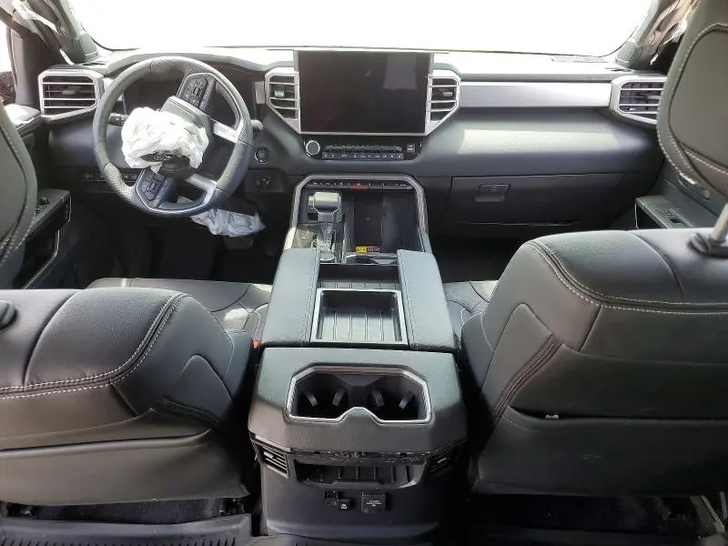 2026 TOYOTA TUNDRA CREWMAX LIMITED  