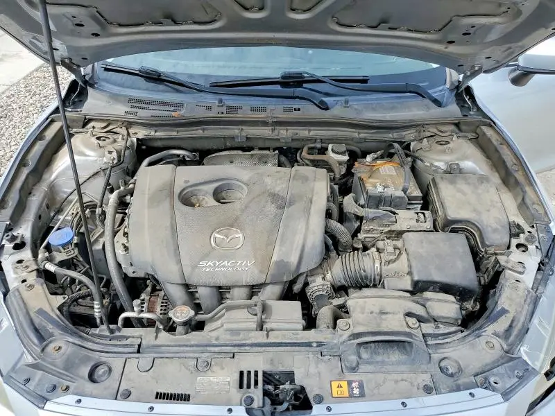 2018 MAZDA 3 TOURING  