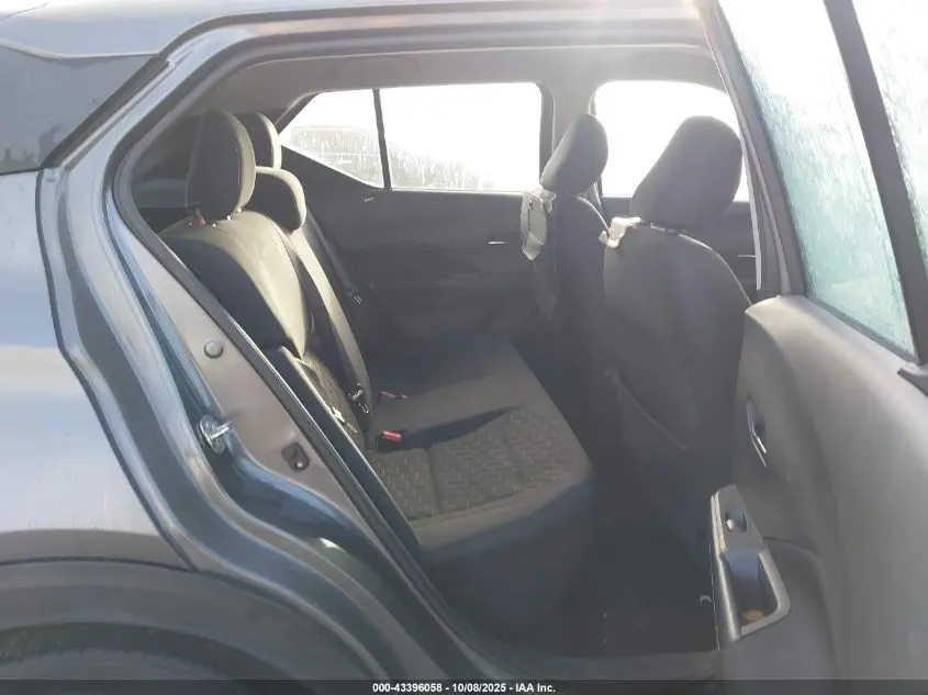 2021 NISSAN KICKS SV XTRONIC CVT