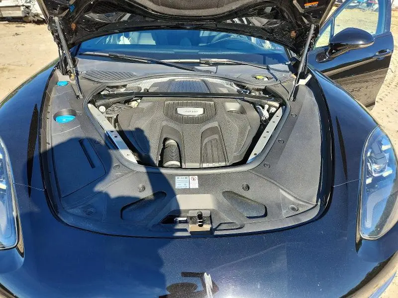 2019 PORSCHE PANAMERA BASE  