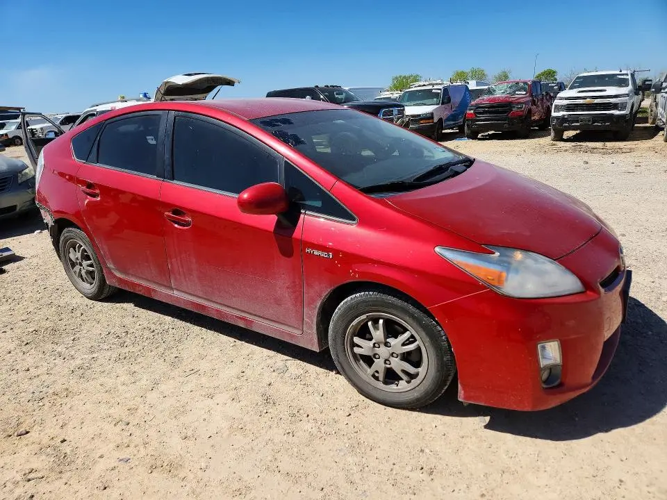 2011 TOYOTA PRIUS THREE  
