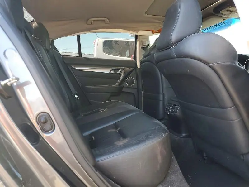 2010 ACURA TL   