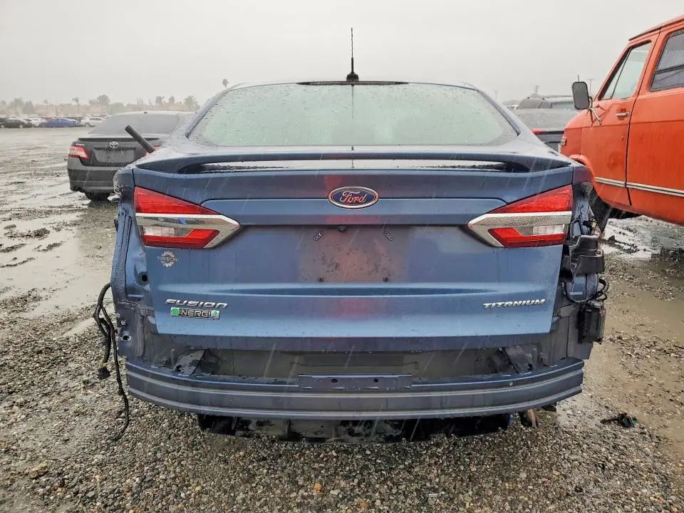2019 FORD FUSION TITANIUM  