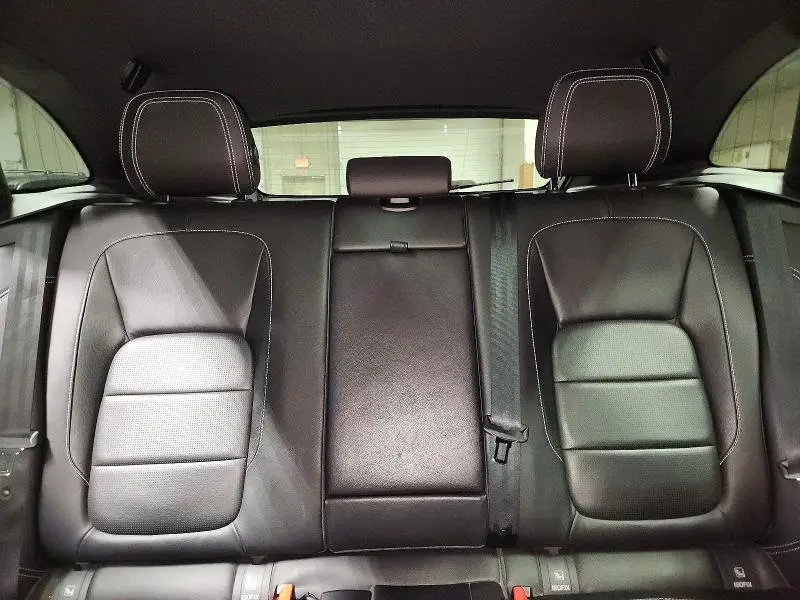 2017 JAGUAR F-PACE R - SPORT  