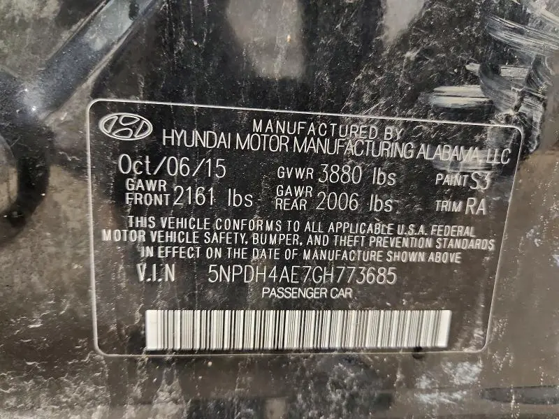 2016 HYUNDAI ELANTRA SE  