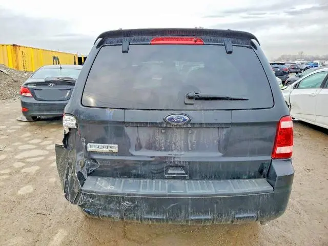 2010 FORD ESCAPE XLT  