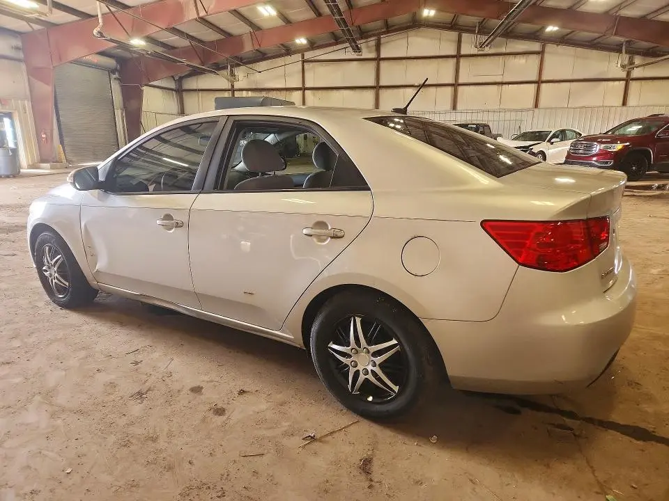 2010 KIA FORTE EX  