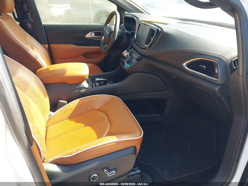 2024 CHRYSLER PACIFICA PINNACLE