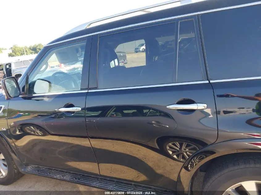 2017 INFINITI QX80  