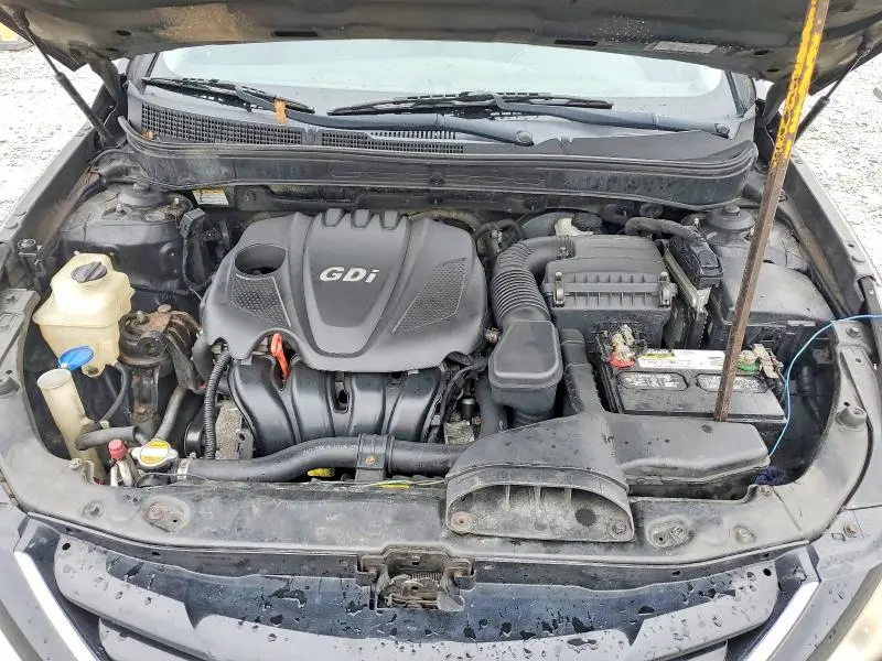 2011 HYUNDAI SONATA GLS  