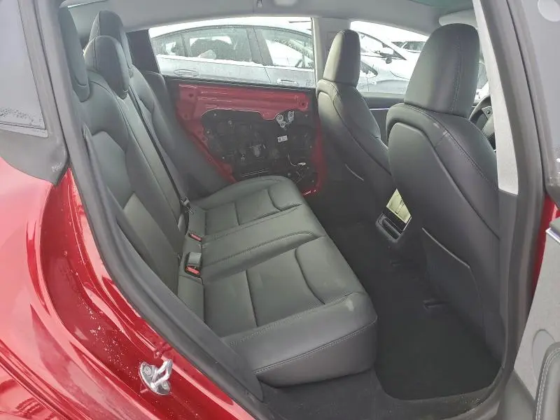 2025 TESLA MODEL 3   