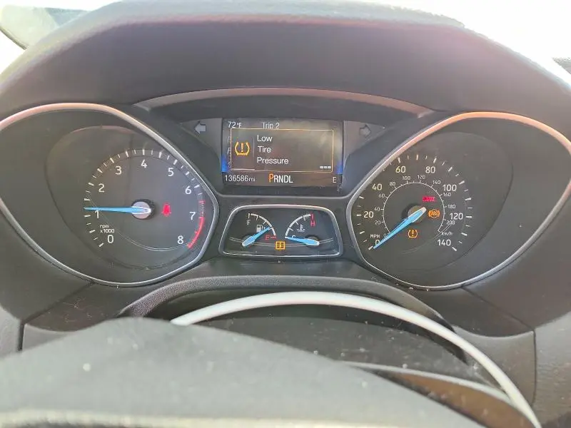 2016 FORD FOCUS SE  