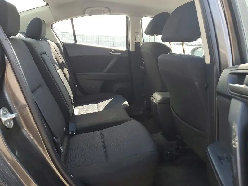 2011 MAZDA 3 I  