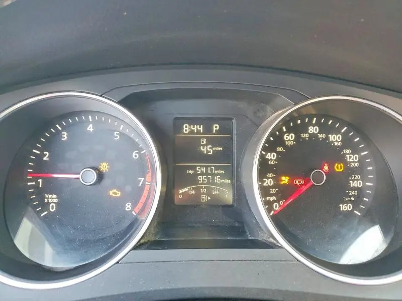 2015 VOLKSWAGEN JETTA SE  