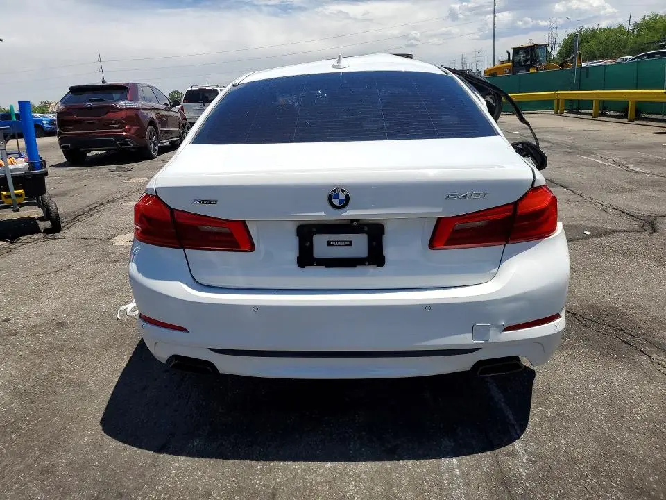 2018 BMW 540 XI  