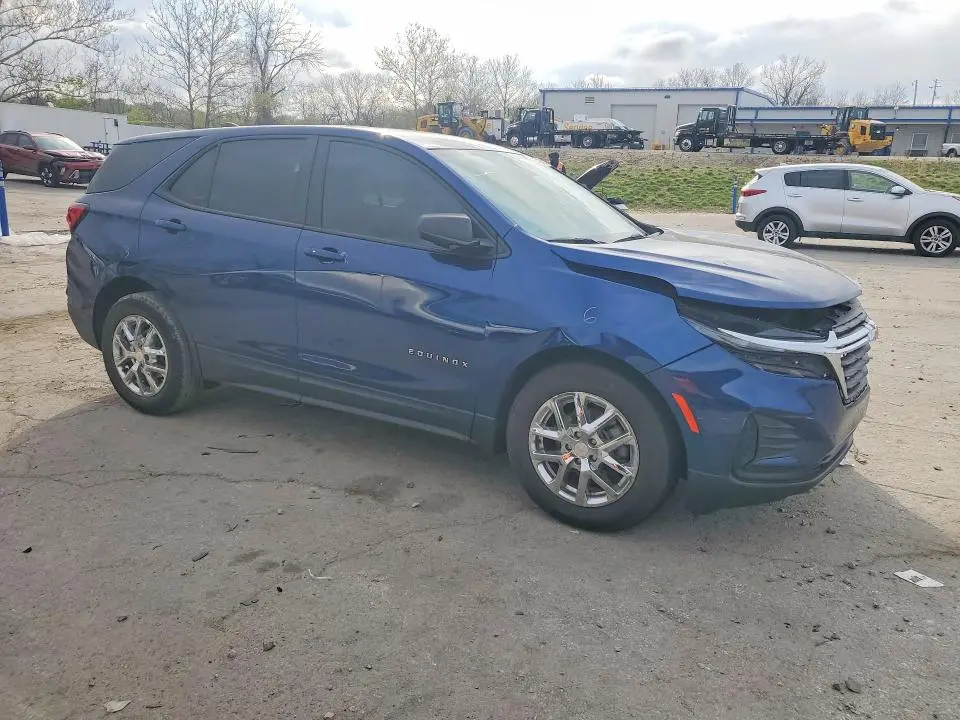 2022 CHEVROLET EQUINOX LS  