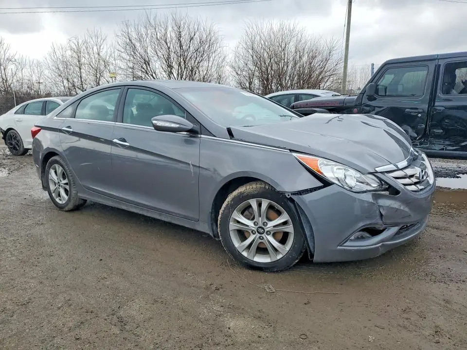 2011 HYUNDAI SONATA SE  