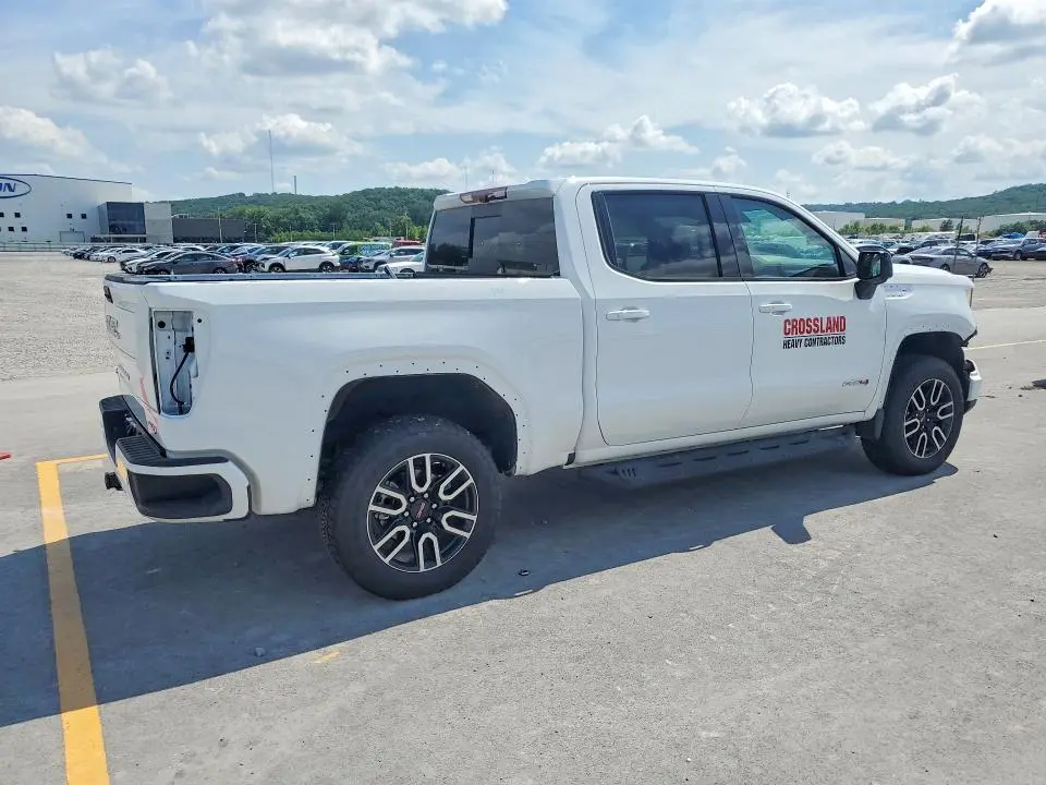 2026 GMC SIERRA K1500 AT4  