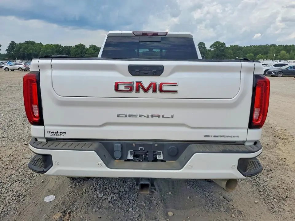 2020 GMC SIERRA K2500 DENALI  