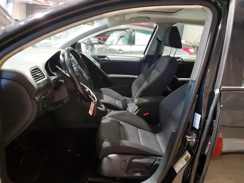 2013 VOLKSWAGEN GOLF   