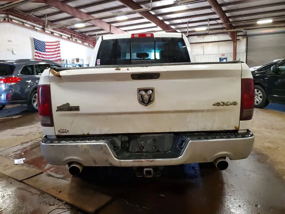 2014 RAM 1500 SLT  