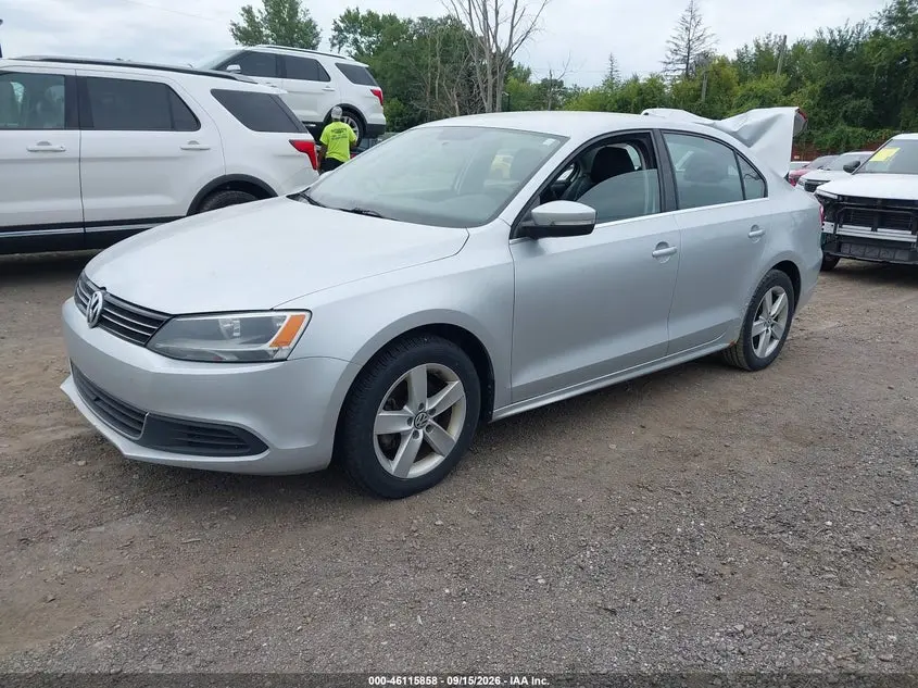 2014 VOLKSWAGEN JETTA 2.0L TDI
