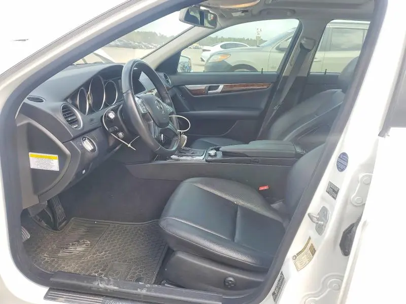 2013 MERCEDES-BENZ C 250  
