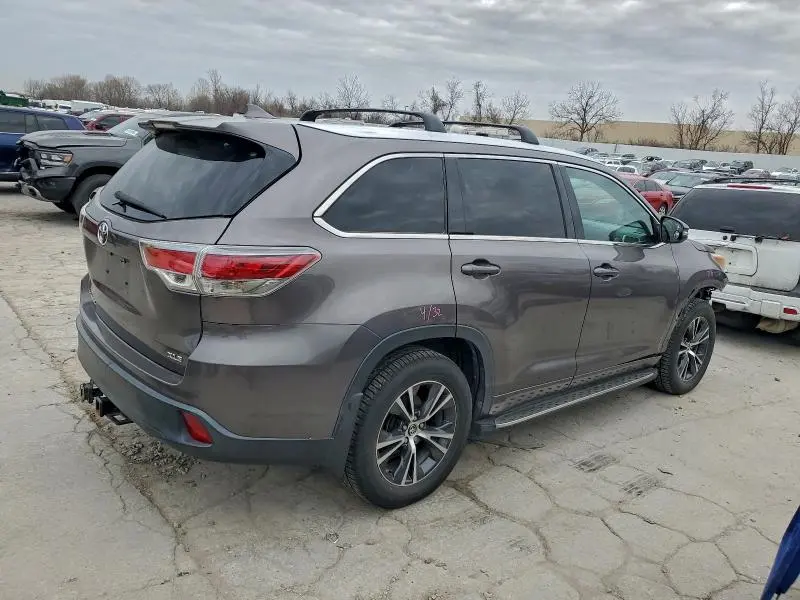 2016 TOYOTA HIGHLANDER XLE  