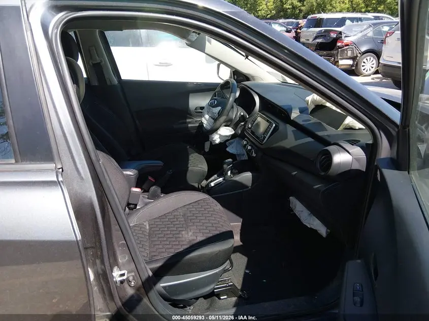 2021 NISSAN KICKS S XTRONIC CVT